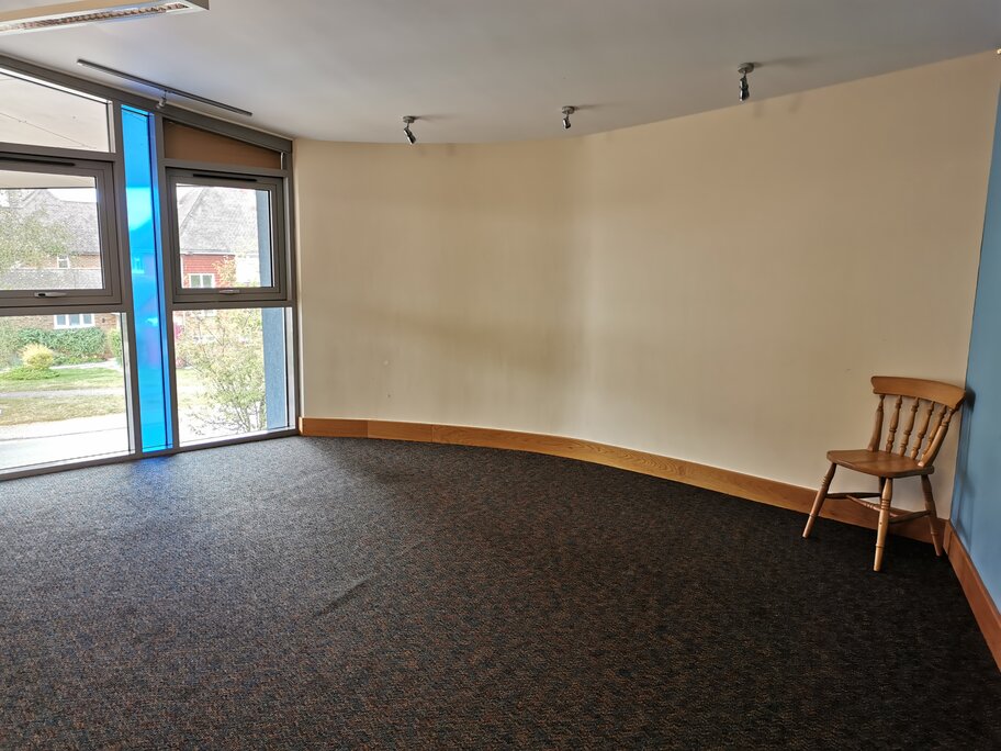 rszmeetingroom2b